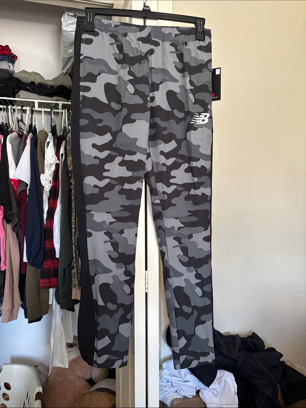 NWT New Balance Joggers